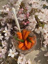 Load image into Gallery viewer, Gaajar Marchaa Achaar - 500gm