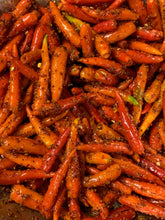 Load image into Gallery viewer, Laal Marchaa Achaar (Red Chillies Pickle) - 200 gm
